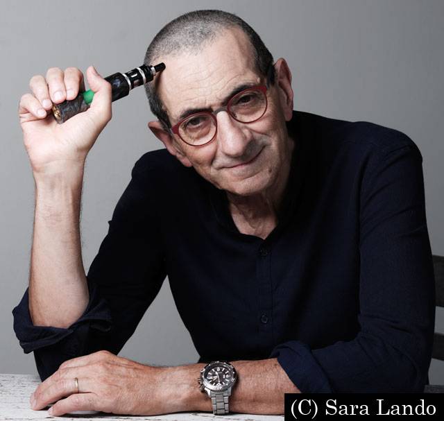 “Se avessi un Dio”, gli interrogativi sulla fede di Maggiani