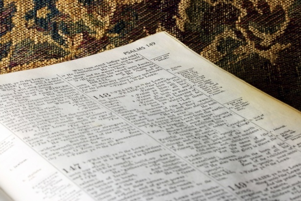 Caso Epstein e Minneapolis, una riflessione a partire dal salmo 10