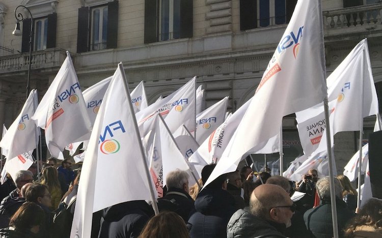 Giornalisti in piazza